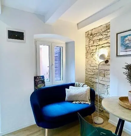 Apartman Bella *